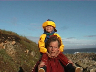 http://www.pererikstrandberg.se/blog/bretagne-2004-jonas-sofia.png