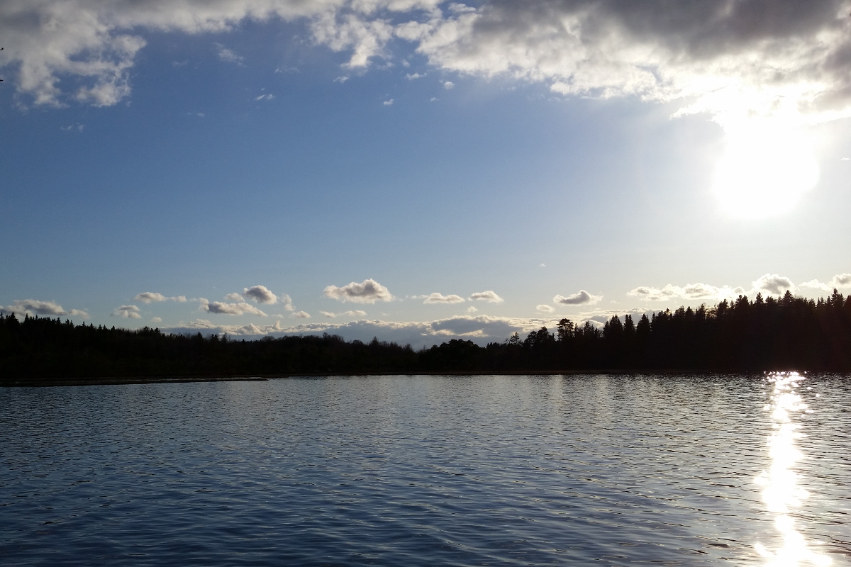 http://www.pererikstrandberg.se/blog/sol-och-vatten.jpg